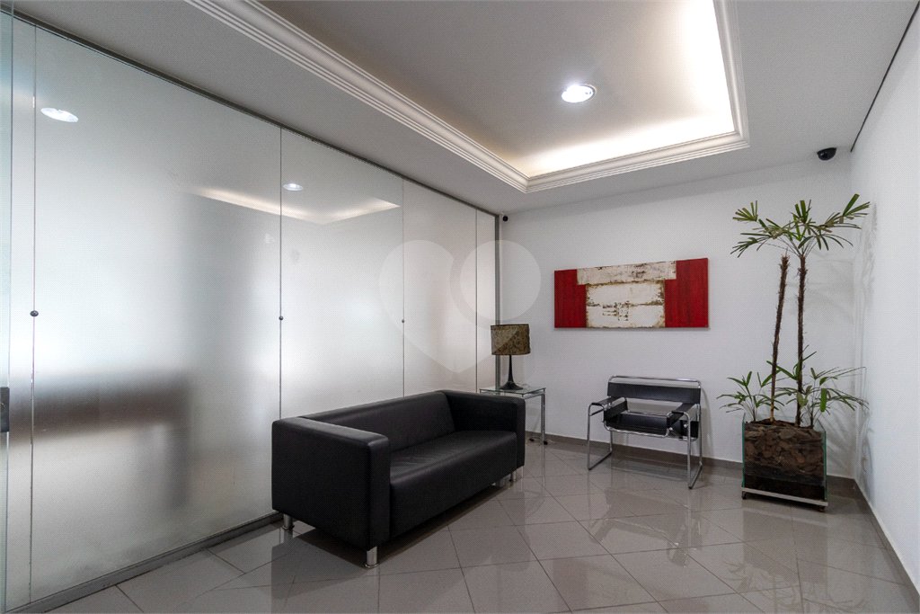 Apartamento à venda com 3 quartos, sendo 1 suíte, em Vila Sofia, São Paulo, SP