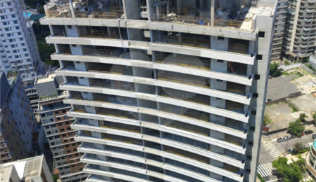 Apartamento à venda com 3 suítes em Moema, São Paulo, SP