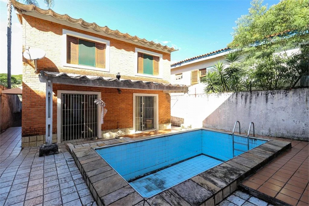 Casa à venda com 4 suítes em Vila Sônia, São Paulo, SP