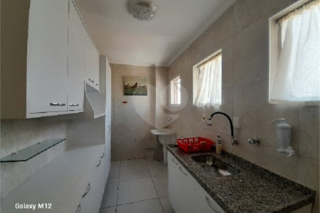Apartamento à venda com 2 quartos em Vila Romano, São Paulo, SP