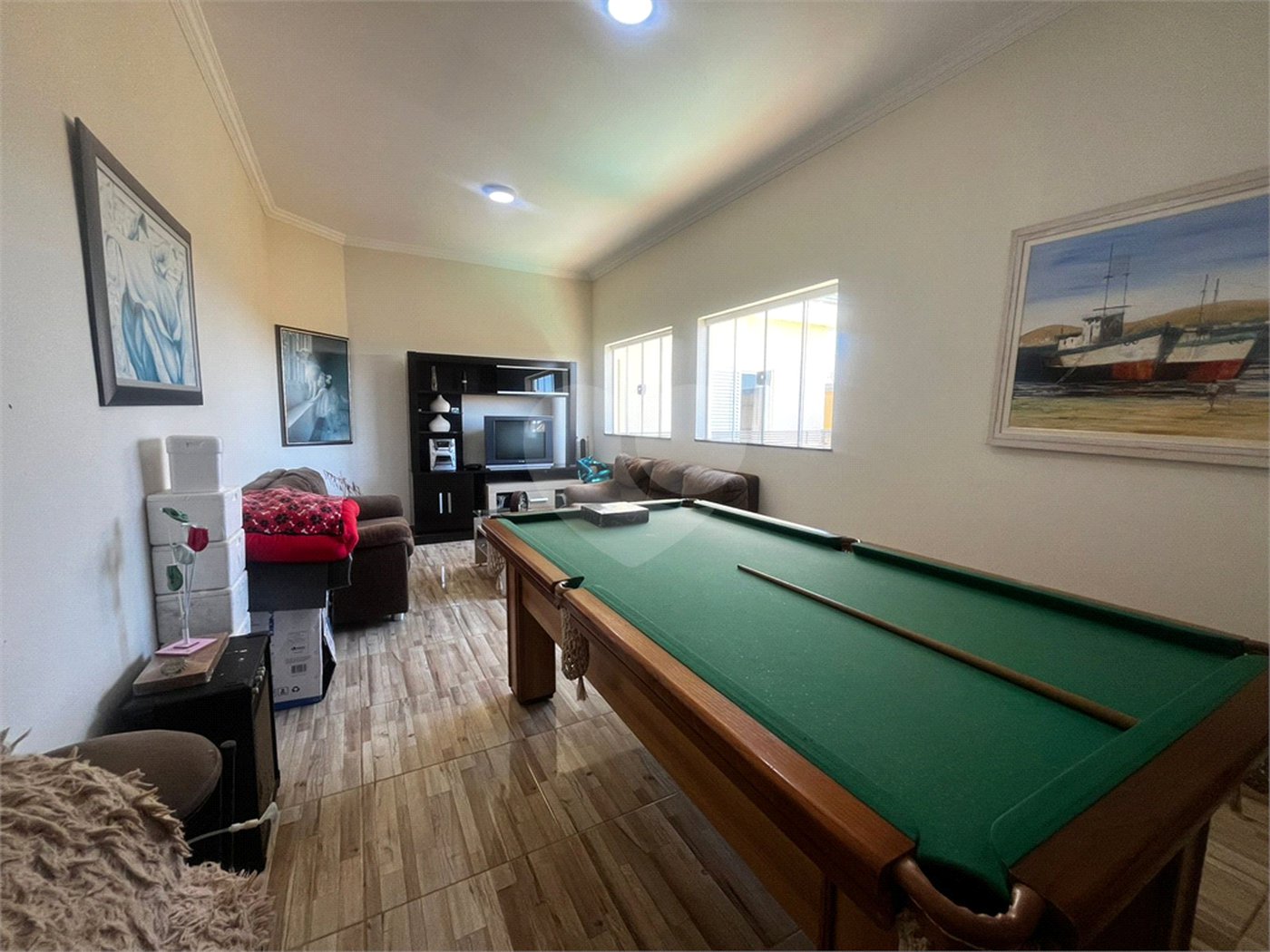 Casa à venda com 4 quartos, sendo 2 suítes, em Vila Nastri, Itapetininga, SP