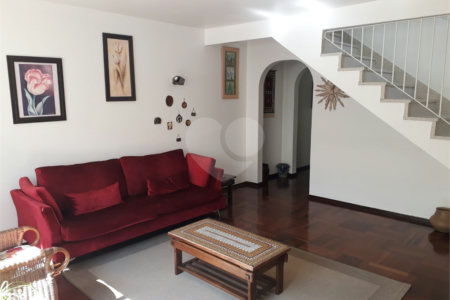 Sobrado à venda com 3 quartos, sendo 1 suíte, em Vila São Francisco (zona Sul), São Paulo, SP