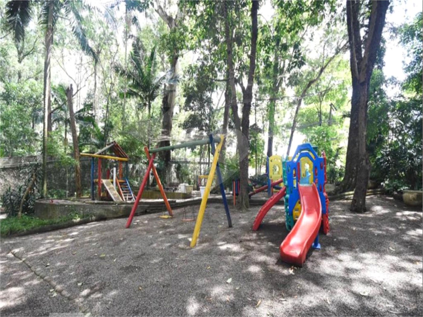 Casa à venda com 4 suítes no condomínio Residencial Morumbi, São Paulo - SP