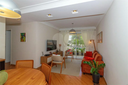 Apartamento à venda com 3 quartos, sendo 1 suíte, em Jardim Marajoara, São Paulo, SP