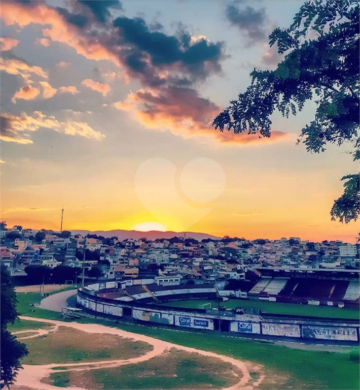 Terreno à venda com 1 suíte em Parque Residencial Jundiaí, Jundiaí, SP