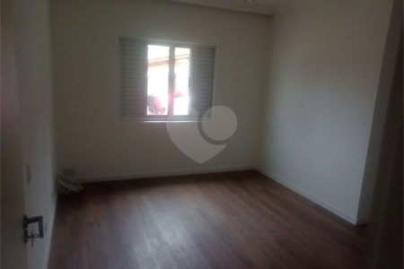 Casa de Vila à venda com 4 quartos, sendo 1 suíte, em Vila Olímpia, São Paulo, SP