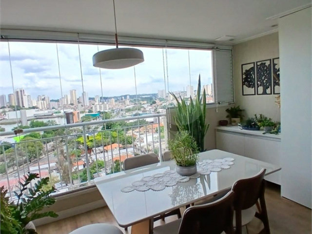 Apartamento à venda com 2 quartos, sendo 1 suíte,  em Saúde, São Paulo, SP