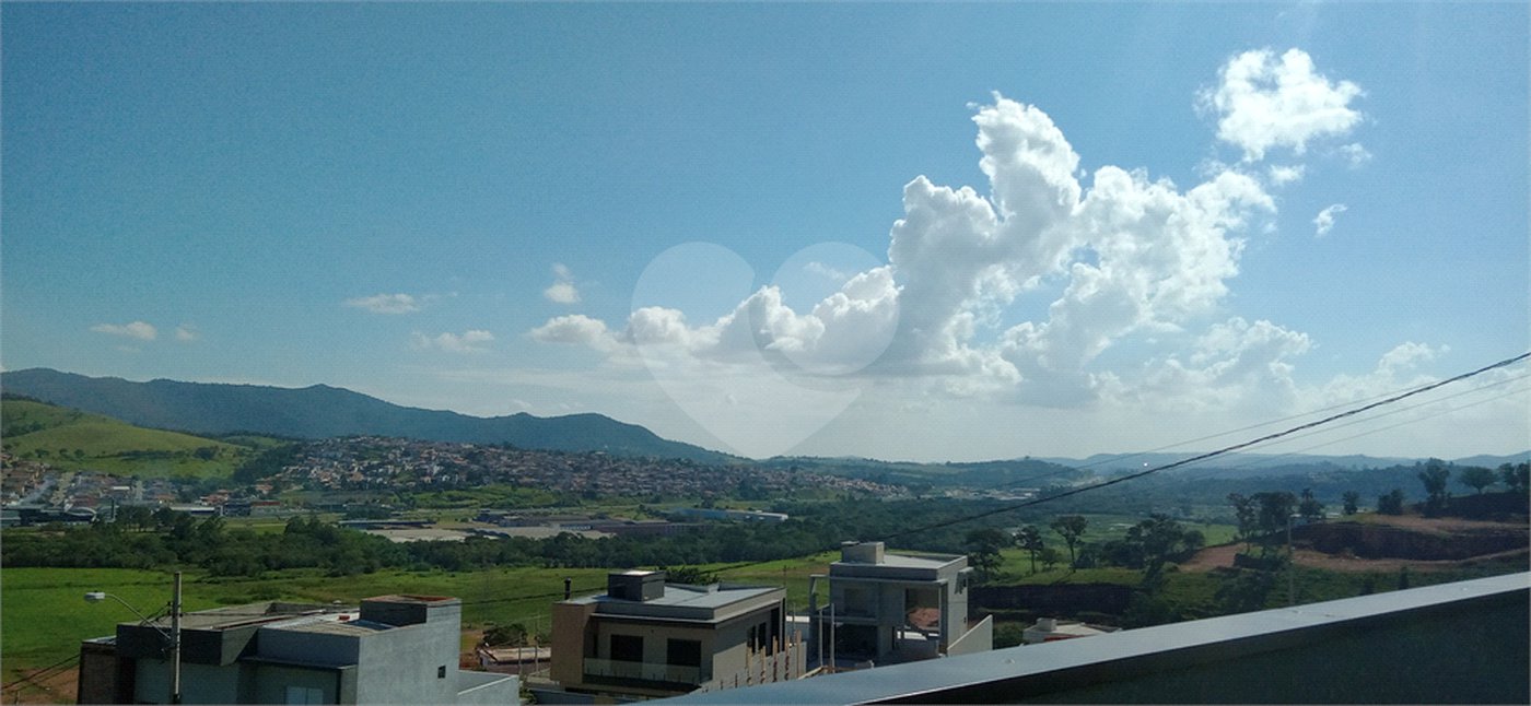 Casa Térrea à venda com 2 quartos, sendo 1 suíte,  no Centro, Bom Jesus dos Perdões, SP