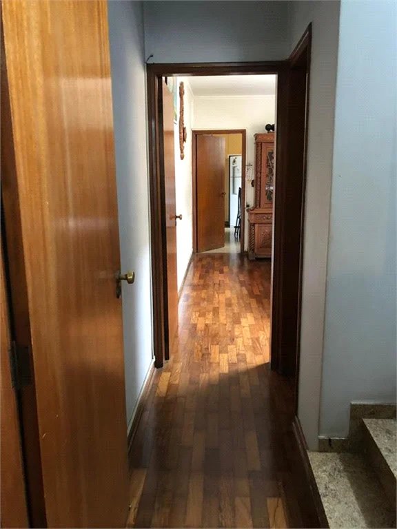 Sobrado à venda ou para alugar com 4 quartos, sendo 1 suíte, em Brooklin Paulista, São Paulo, SP