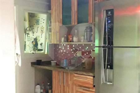 Casa à venda com 3 quartos, sendo 1 suíte,  no condomínio Jardim das Palmas, São Paulo - SP