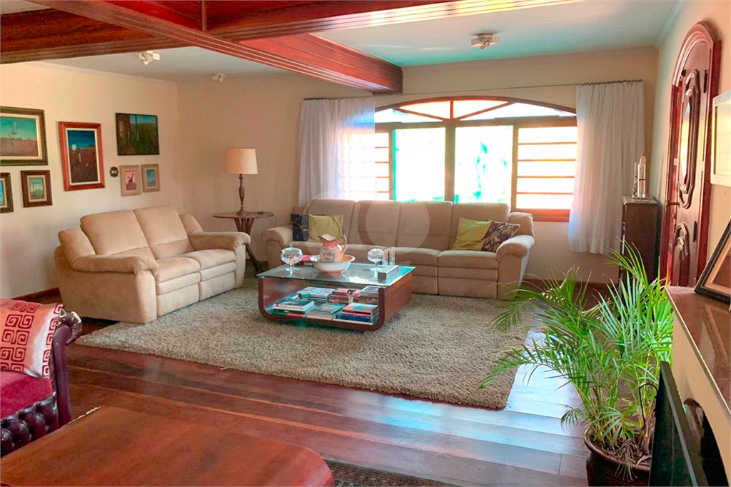 Casa à venda com 4 suítes em Parque Petrópolis, Mairiporã, SP