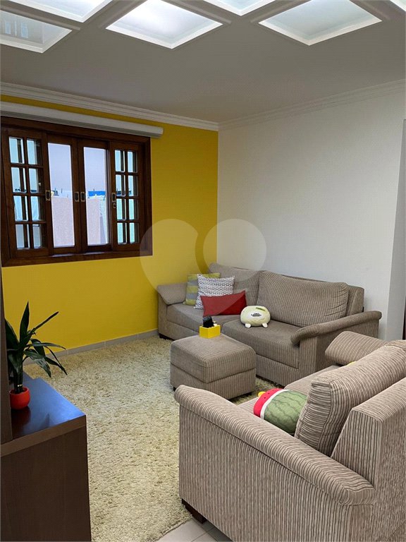Casa Térrea à venda com 5 quartos, sendo 1 suíte, em Vila Santana, Mogi das Cruzes, SP