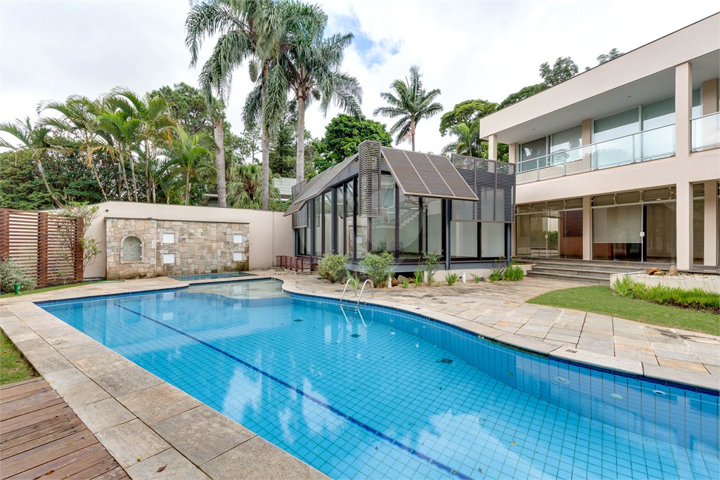 Casa de Vila à venda com 4 suítes em Chácara Flora, São Paulo, SP