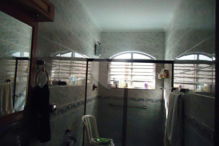 Sobrado à venda com 3 quartos, sendo 1 suíte, em Tremembé, São Paulo, SP