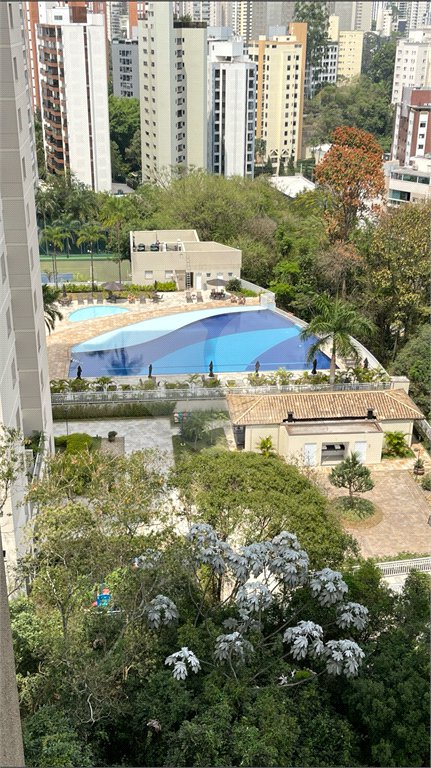 Apartamento à venda com 4 quartos, sendo 2 suítes,  em Lar São Paulo, São Paulo, SP