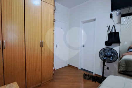 Apartamento à venda com 3 suítes em Sítio São José, Suzano, SP