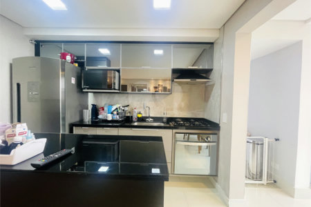 Apartamento à venda com 2 suítes em Vila Scarpelli, Santo André, SP