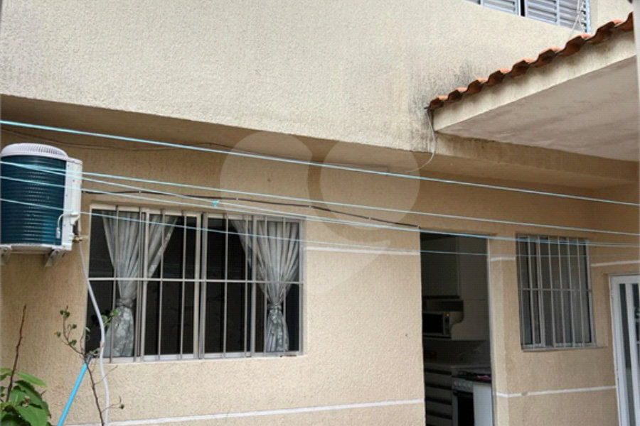 Sobrado à venda com 2 quartos, sendo 1 suíte, em Parque Edu Chaves, São Paulo, SP
