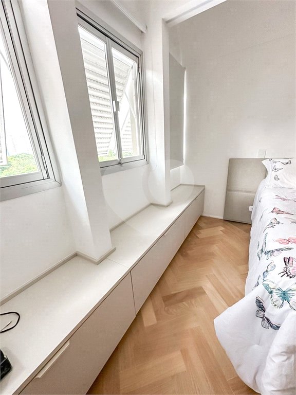 Apartamento à venda com 4 suítes em Vila Cordeiro, São Paulo, SP