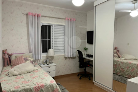Sobrado à venda com 3 quartos, sendo 1 suíte,  em Vila Pirituba, São Paulo, SP