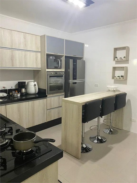Sobrado à venda com 2 quartos, sendo 1 suíte, em Jardim Nova Germania, São Paulo, SP
