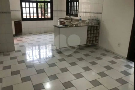 Casa à venda com 4 quartos, sendo 2 suítes,  em Jardim Pagliato, Sorocaba, SP