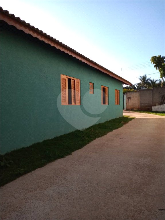 Chácara à venda com 5 quartos, sendo 2 suítes, em Campos de Atibaia, Atibaia, SP