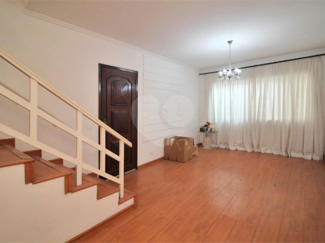 Casa à venda com 4 quartos, sendo 2 suítes,  em Chácara Santo Antônio, São Paulo, SP