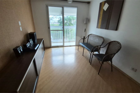 Apartamento à venda com 3 quartos, sendo 1 suíte, em Vila Campestre, São Paulo, SP