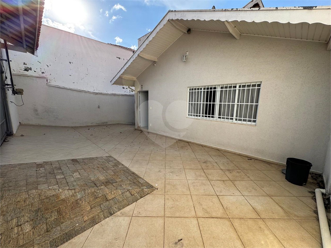 Casa à venda com 4 quartos, sendo 1 suíte, em Jardim das Samambaias, Jundiaí, SP
