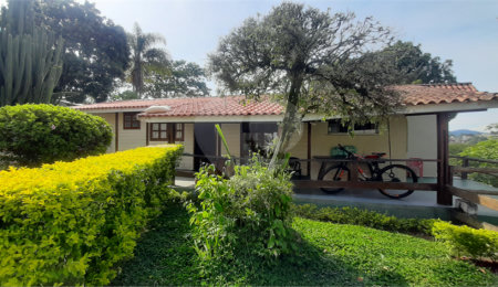 Casa Térrea à venda com 3 quartos, sendo 1 suíte,  em Serra da Cantareira, Mairiporã, SP