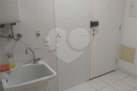 Apartamento à venda com 3 quartos, sendo 2 suítes,  em Vila Andrade, São Paulo, SP
