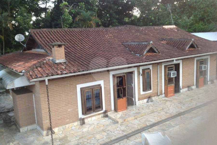 Casa à venda com 3 suítes no condomínio Morada do Mar, Caraguatatuba - SP