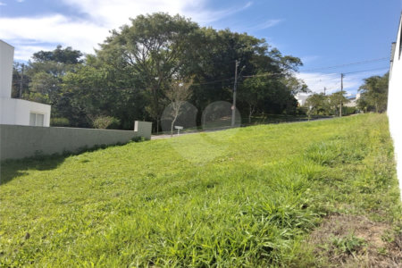 Terreno à venda em Parque das Quaresmeiras, Campinas, SP