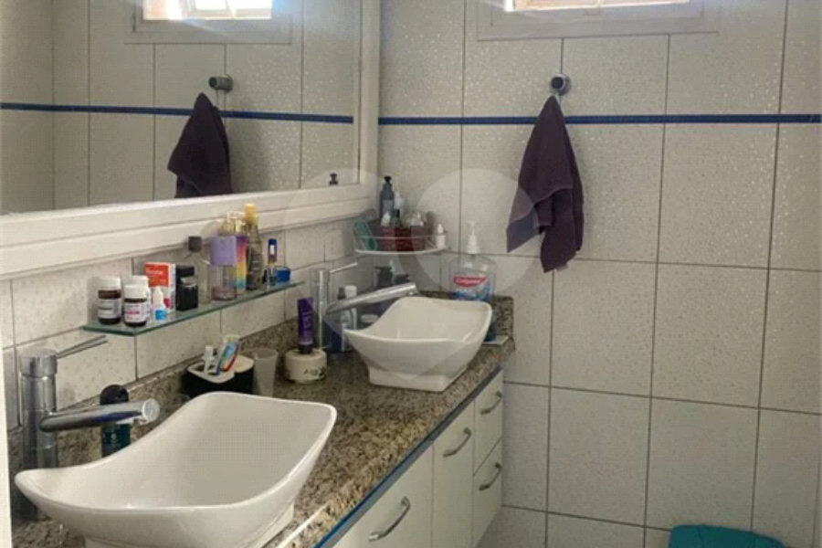 Sobrado à venda com 3 suítes em Limão, São Paulo, SP