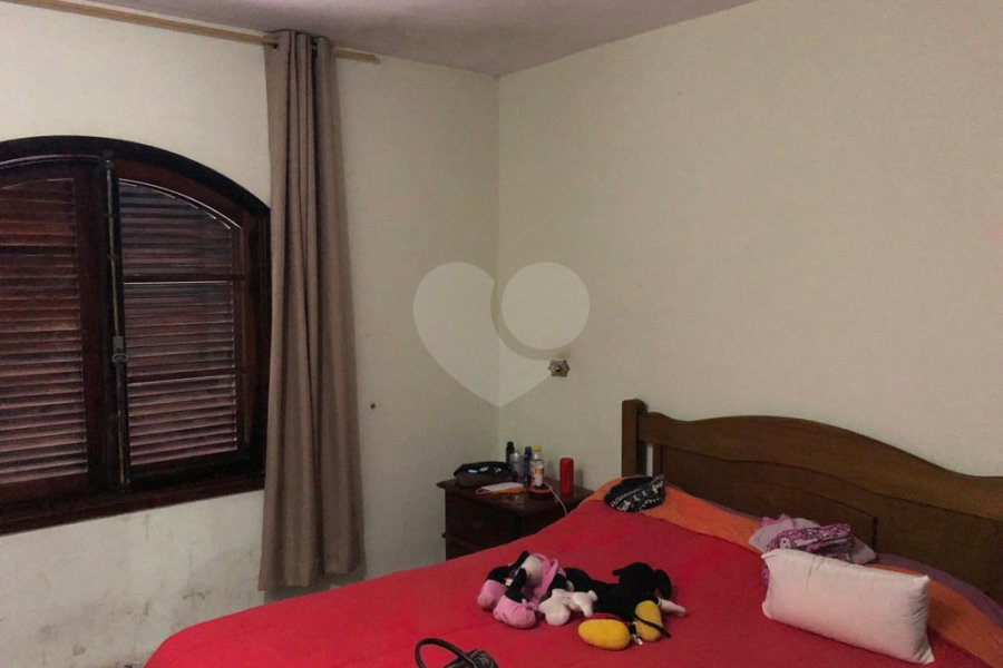 Casa Térrea à venda com 3 quartos, sendo 1 suíte,  em Olho D'água, Mairiporã, SP
