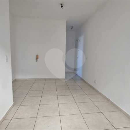 Apartamento à venda com 2 quartos em Jardim Antônio Cassillo, Votorantim, SP