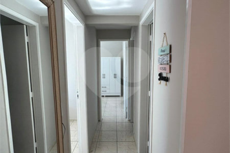 Apartamento à venda com 3 quartos, sendo 1 suíte, no Centro, Cabo Frio, RJ