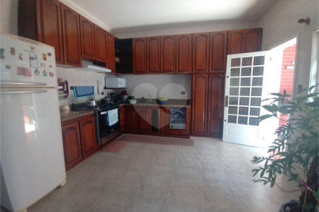 Sobrado à venda com 3 quartos, sendo 1 suíte, em Jardim Franca, São Paulo, SP