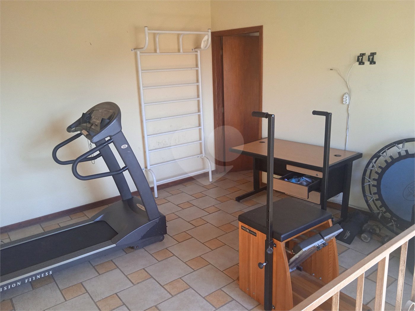 Casa à venda com 8 quartos, sendo 3 suítes, em Jardim Terceiro Centenário, Atibaia, SP