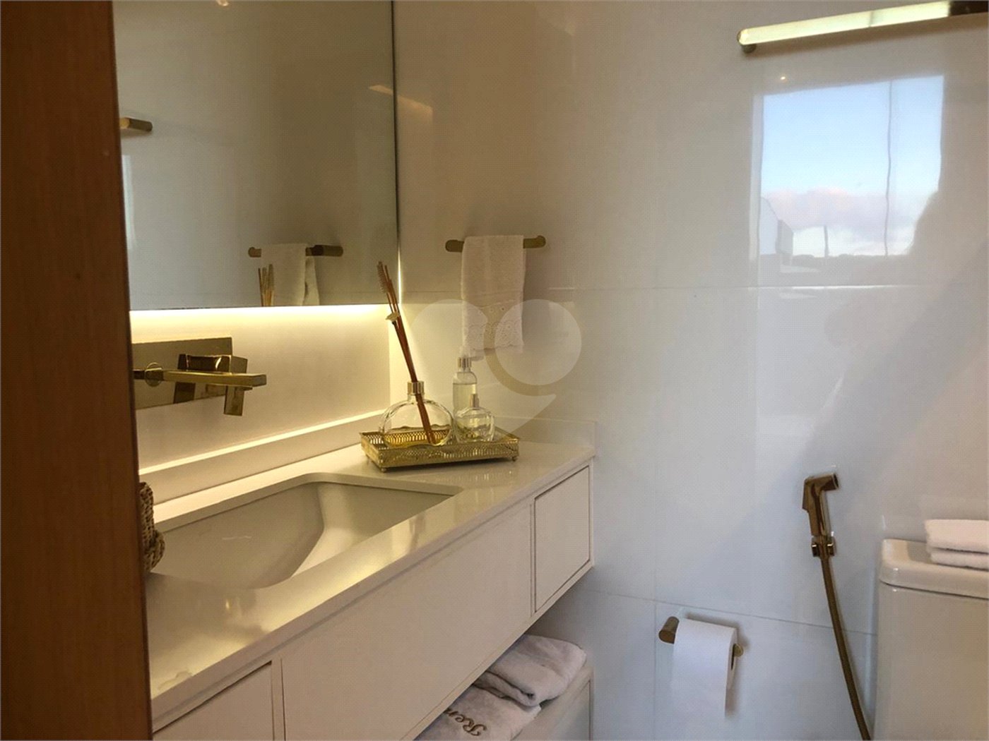 Casa à venda com 3 suítes em Jandira, Jandira, SP