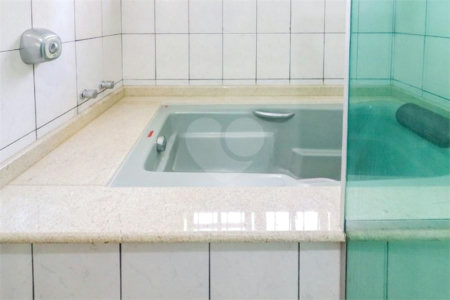 Casa à venda com 3 quartos, sendo 2 suítes, em VILA SÔNIA, São Paulo, SP