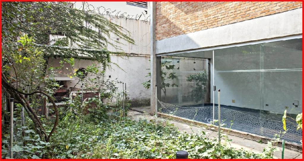 Casa à venda com 3 quartos, sendo 1 suíte, em Pinheiros, São Paulo, SP