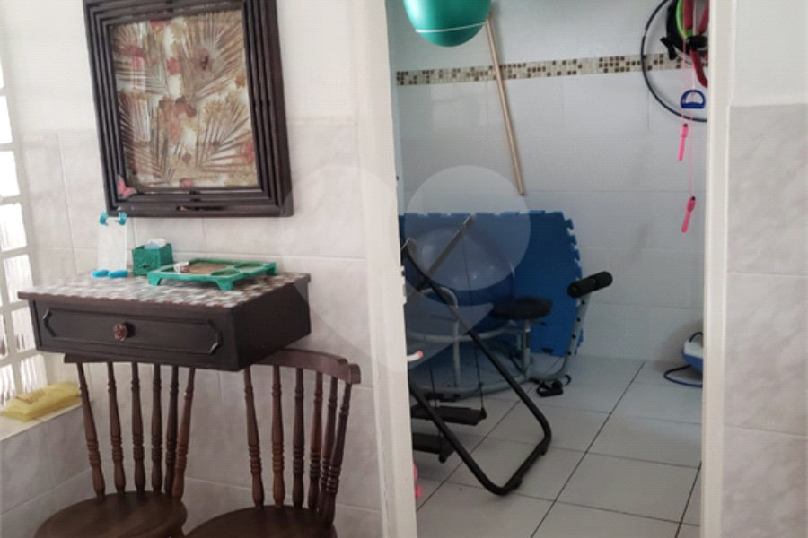 Sobrado à venda com 3 quartos, sendo 1 suíte, em Parada Inglesa, São Paulo, SP