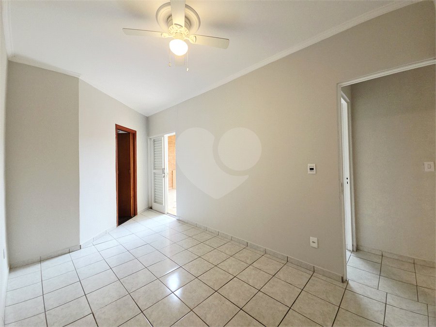 Casa à venda com 3 quartos, sendo 1 suíte, no condomínio Parque das Árvores, Sorocaba - SP
