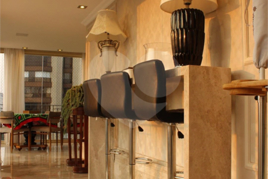 Apartamento à venda com 4 suítes em Santana, São Paulo, SP