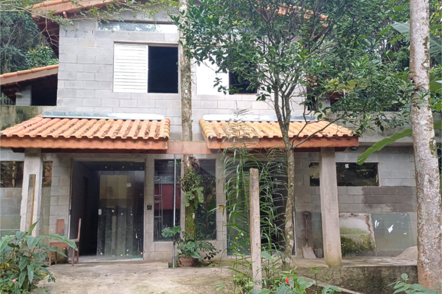 Casa à venda com 3 quartos no condomínio Champs Elysees Village, Mairiporã - SP