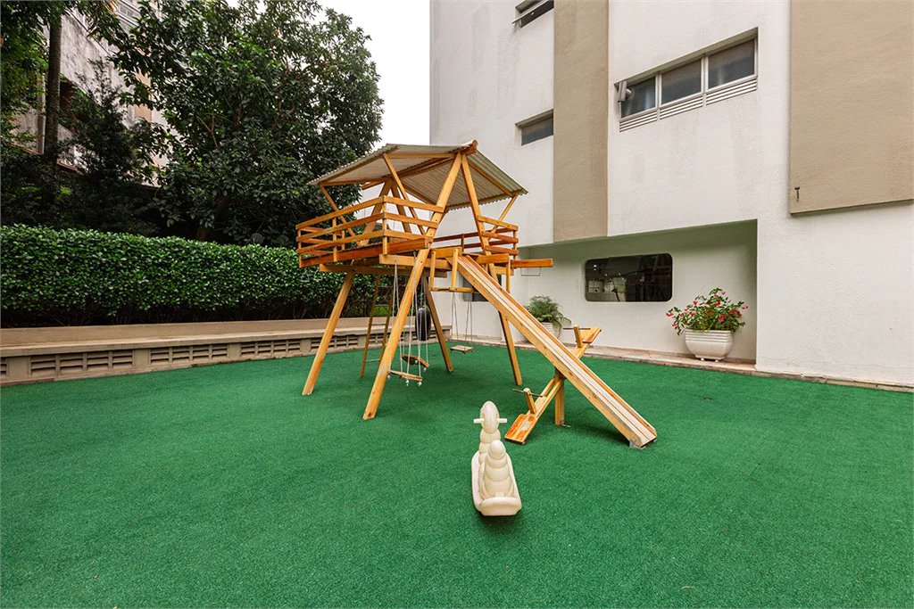 Apartamento à venda com 3 quartos, sendo 2 suítes, em Alto da Lapa, São Paulo, SP