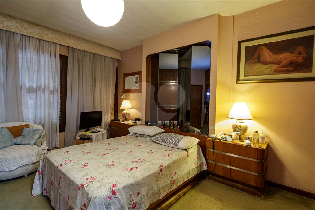 Casa de Vila para alugar com 4 quartos, sendo 1 suíte, em Granja Julieta, São Paulo, SP