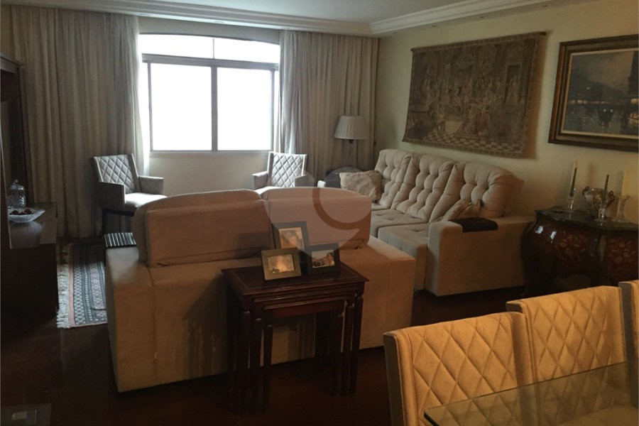 Apartamento à venda com 3 quartos, sendo 1 suíte, em Bela Vista, São Paulo, SP